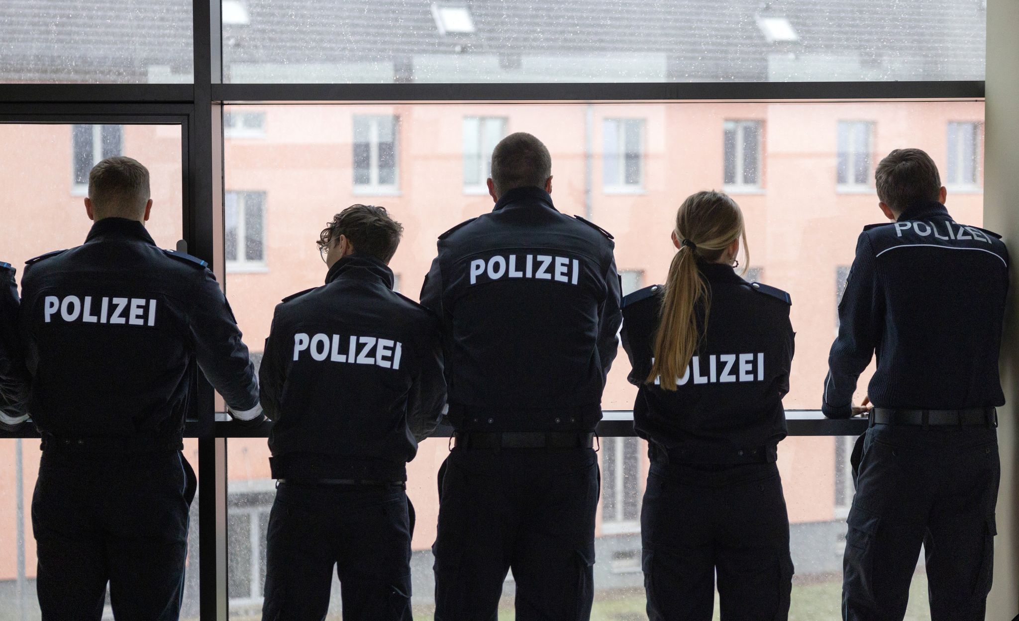 Bildungseinrichtung der Thringer Polizei 
Die Polizeischule in Meiningen geriet wegen schwerer Vorwrfe in die Schlagzeilen. Nun gibt es ein Ergebnis. Michael Reichel/dpa