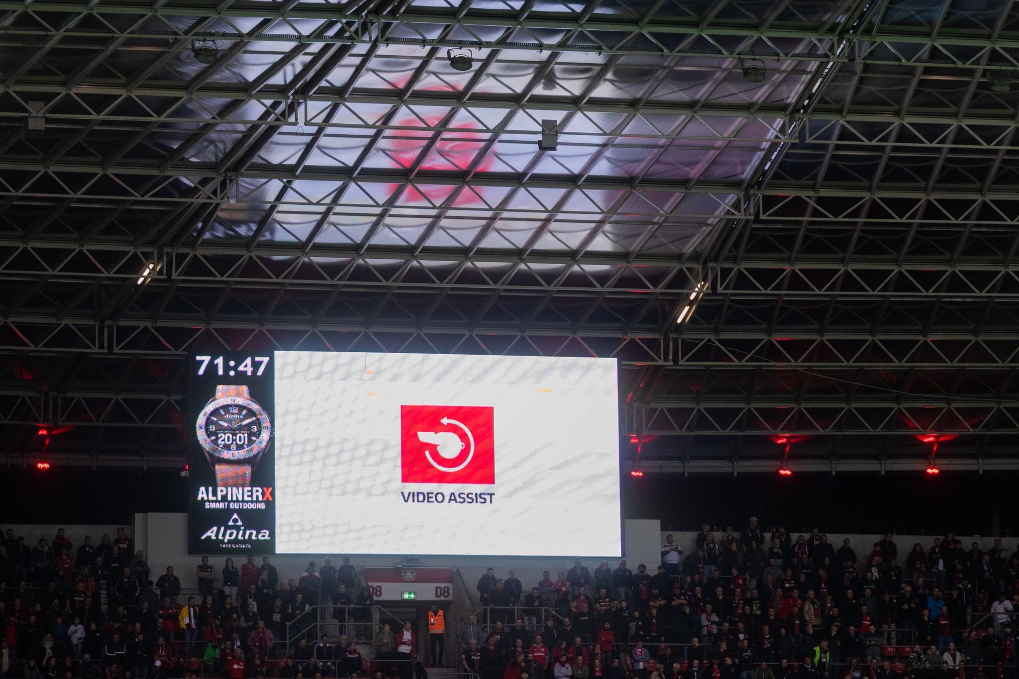 Neue Regeln mit Brisanz: Mehr Macht für Video-Referees