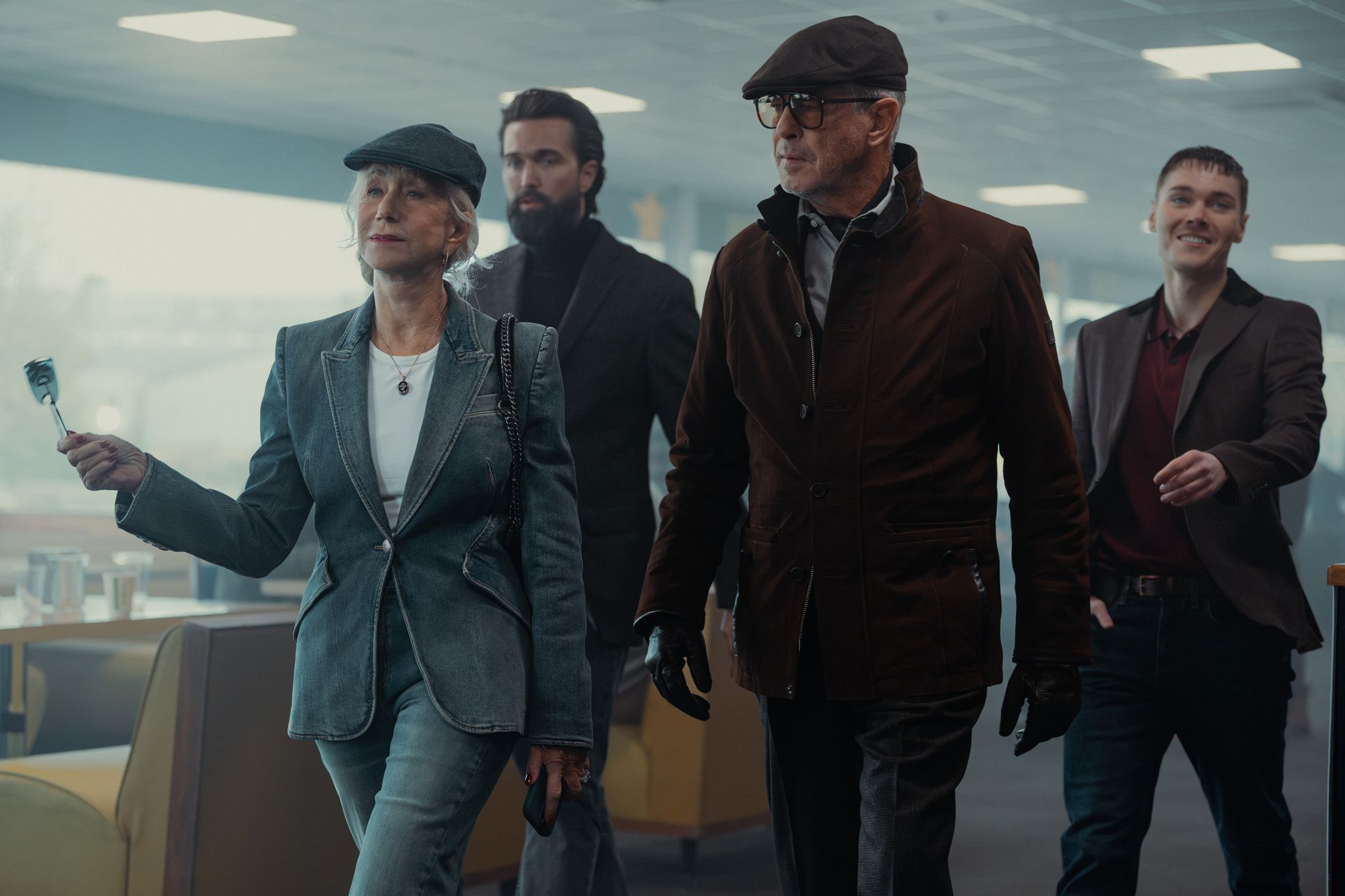 In der zweiten Staffel sind zu sehen: Helen Mirren als Maeve Harrigan, Emmett J Scanlan als Paul, Pierce Brosnan als Conrad Harrigan und Jack Archer als Fergus.